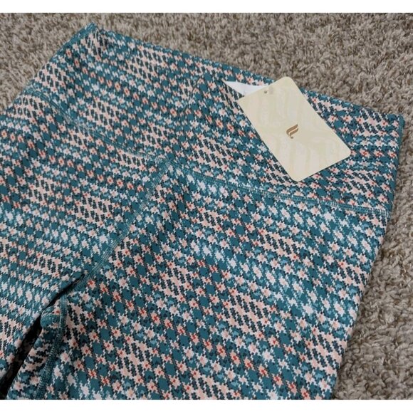 NEW Fabletics PowerHold High Waisted 7/8 Leggings Women's Large Printed Gym Yoga - Picture 1 of 8